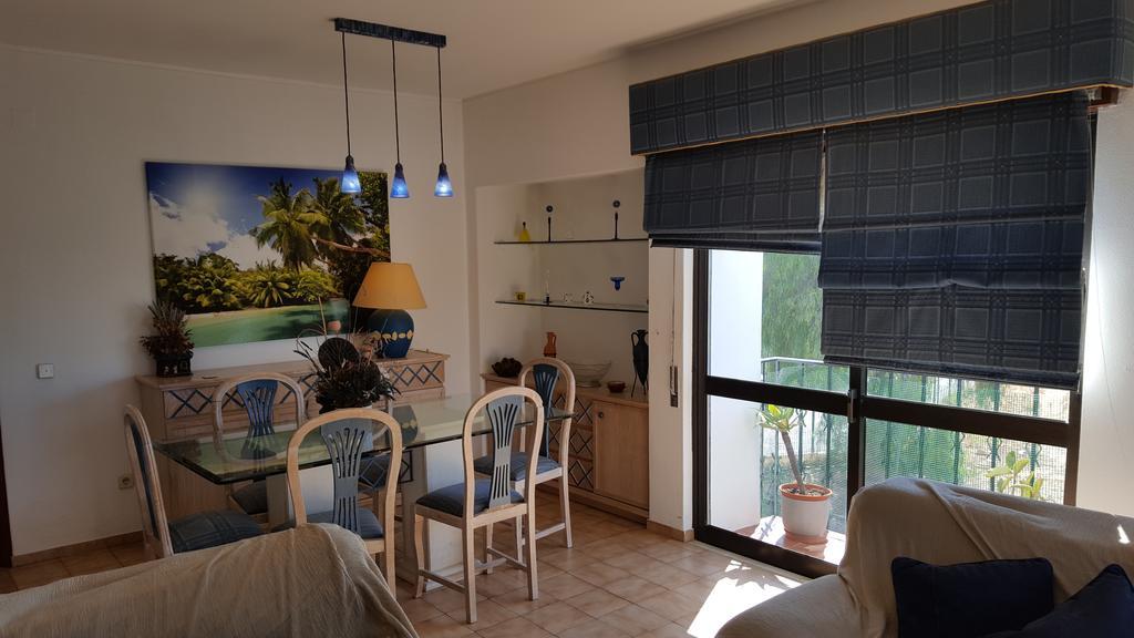 Apartamento A11 - 800M Da Praia 阿尔布费拉 外观 照片